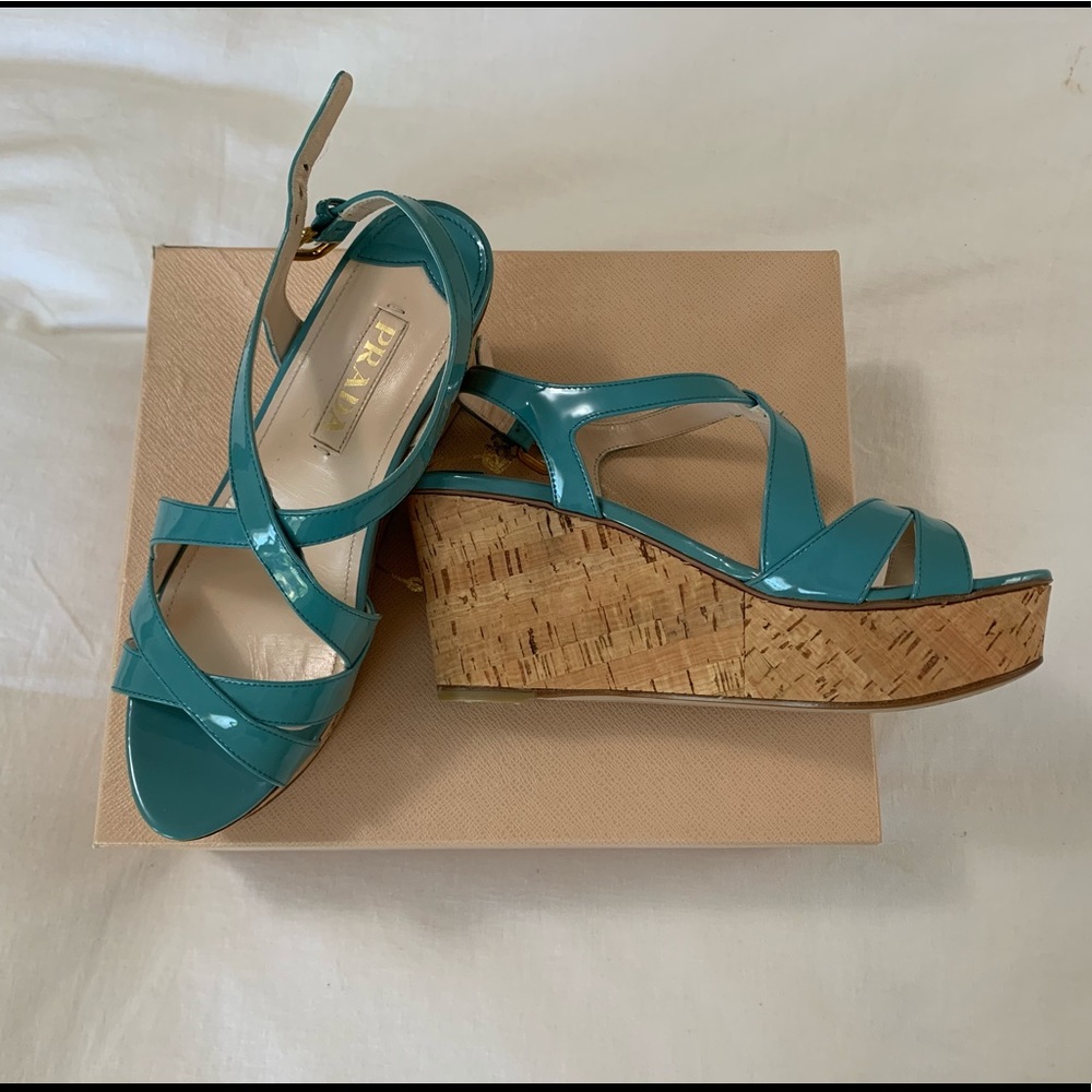 Prada Calzature Donna Vernice Cork sandal.